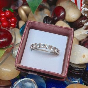 925 Sterling Silver Crystal Anniversary Ring Size 7